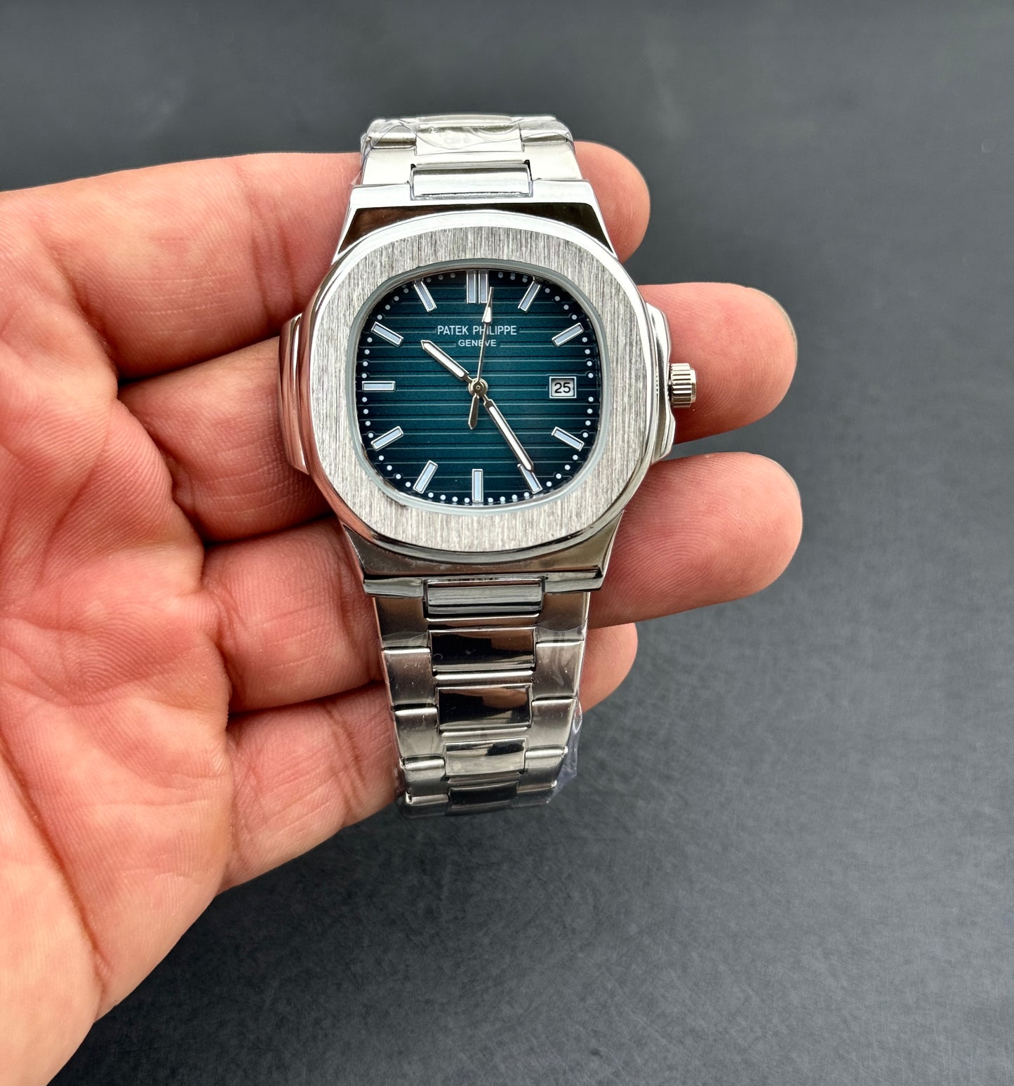 Limited Edition Patek Philippe - Mineral glass - Superlative Finish jo