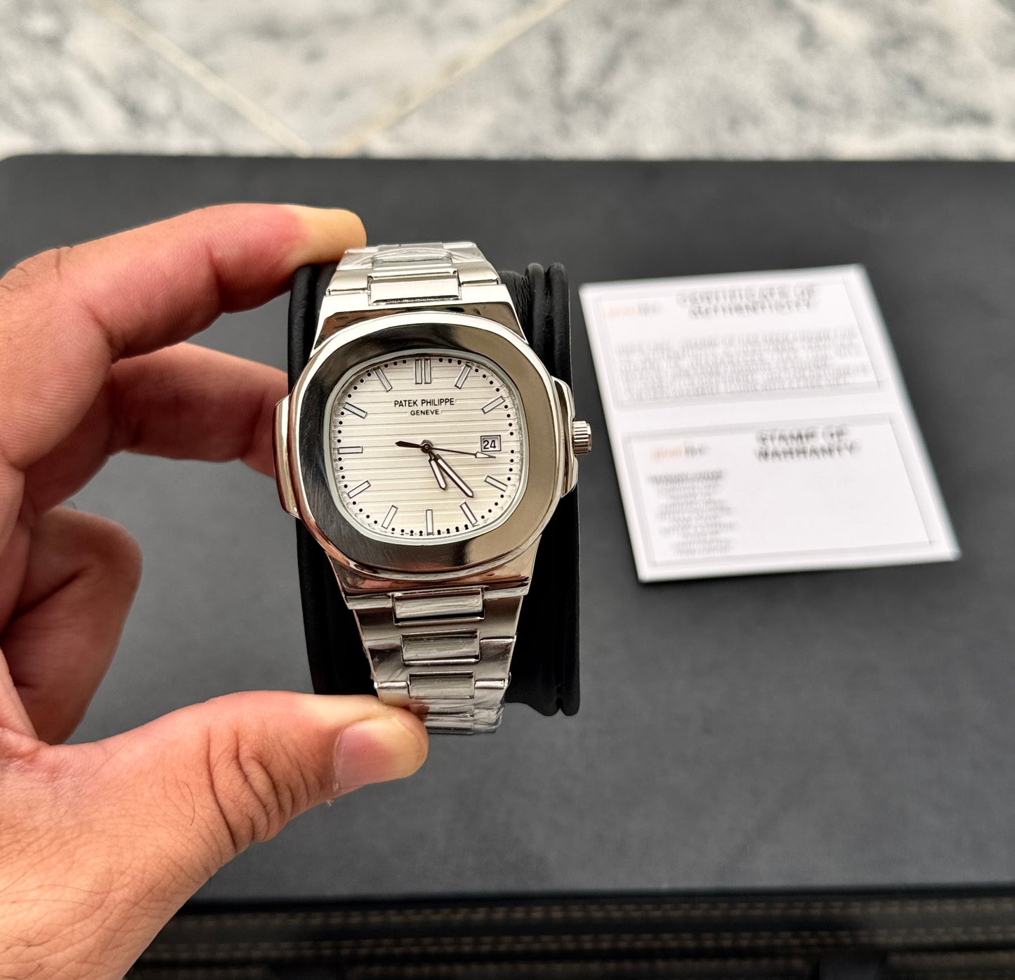 Limited Edition Patek Philippe - Mineral glass - Superlative Finish